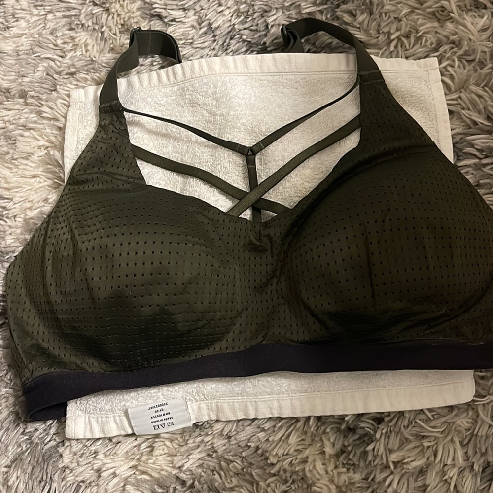 Victoria Secret Sports Bra